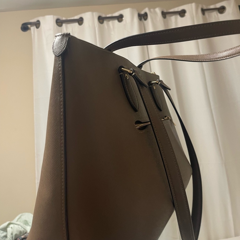 Coach Brown Leather Shoulder Tote with Gold Hardware - Picture 2 of 2